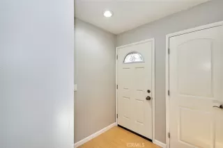 Photo #6: OC24244591 Listing 