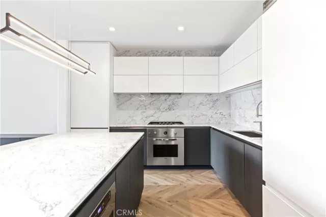 MLS: OC24244765 Condo For Sale