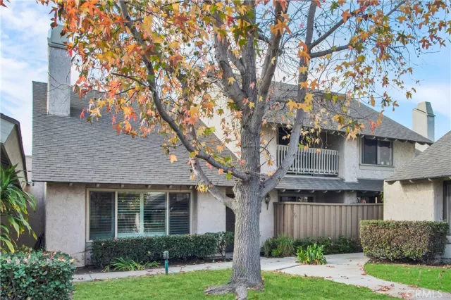 MLS: OC24244793 Condo For Sale