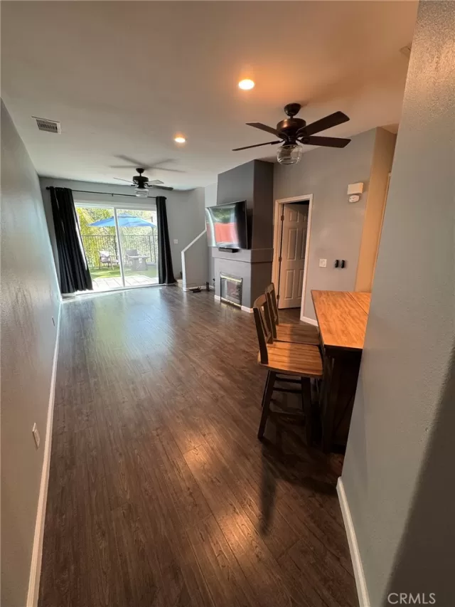 MLS: OC24245143 Condo For Sale