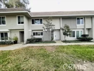 MLS: OC24246222 Condo For Sale