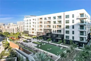 Photo #4: OC24247124 Listing