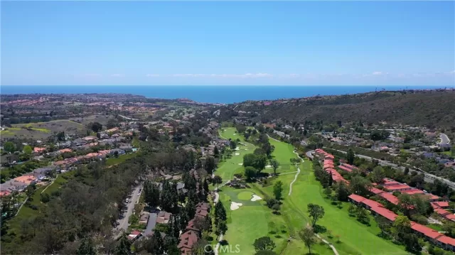 MLS: OC24247174 Condo For Sale