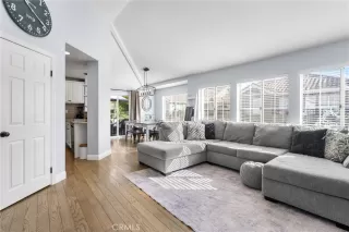 Photo #3: OC24247239 Listing 