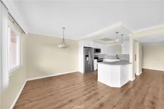 Photo #6: OC24247243 Listing