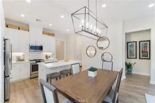 Photo #5: OC24247533 Listing