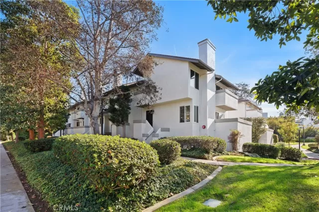 MLS: OC24248180 Condo For Sale