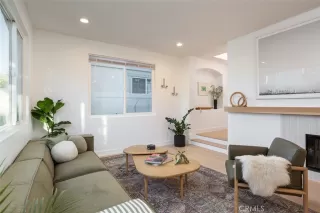 Photo #4: OC24248380 Listing 