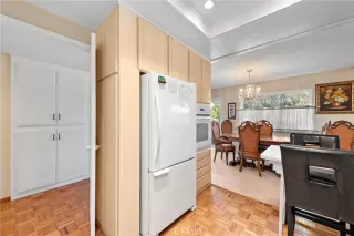 Photo #2: OC24248440 Listing