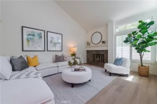 Photo #5: OC24248451 Listing 