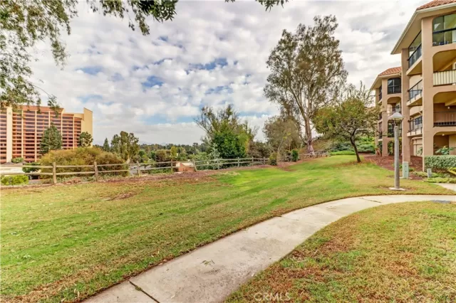 MLS: OC24248459 Condo For Sale