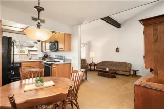 Photo #4: OC24248933 Listing 