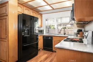 Photo #5: OC24248933 Listing 