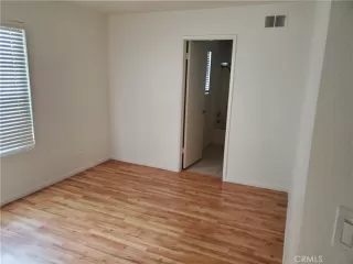 Photo #2: OC24249192 Listing