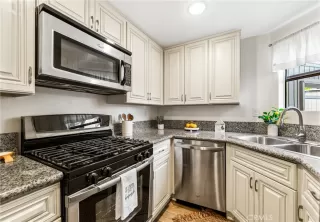 Photo #6: OC24249234 Listing 