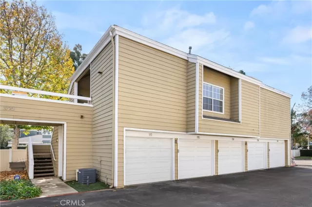 MLS: OC24249791 Condo For Sale