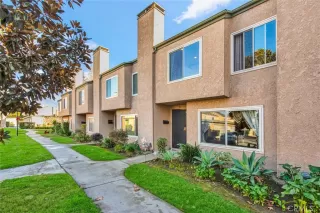 Photo #1: OC24250072 Listing 