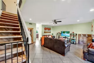 Photo #3: OC24250072 Listing 