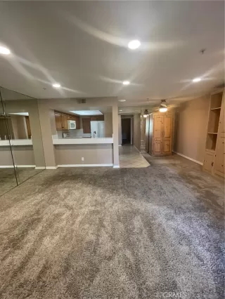 Photo #5: OC24251352 Listing