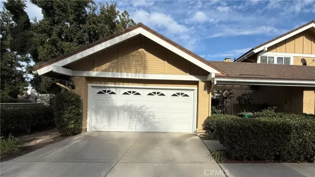 MLS: OC24251366 Condo For Sale