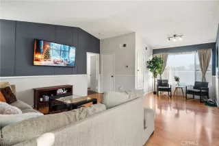 Photo #4: OC24252480 Listing 