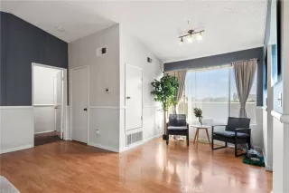 Photo #5: OC24252480 Listing 