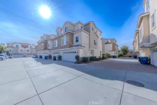 Photo #2: OC24253184 Listing 