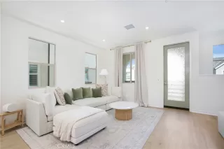 Photo #6: OC24253896 Listing 