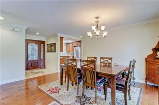 Photo #2: OC24254659 Listing