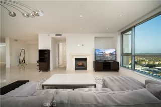 Photo #4: OC24254718 Listing