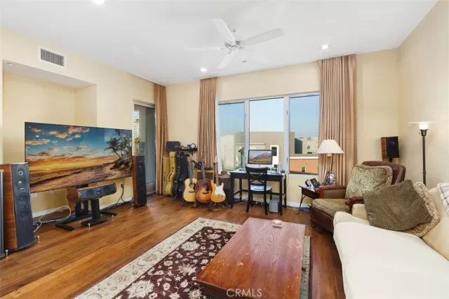 MLS: OC24254829 Condo For Sale