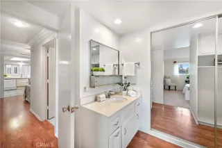 Photo #4: OC24255020 Listing