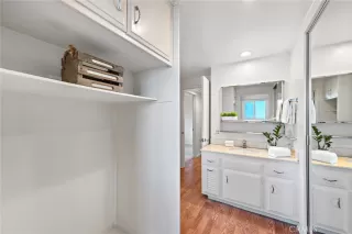 Photo #5: OC24255020 Listing