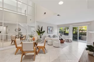 Photo #1: OC24255048 Listing 