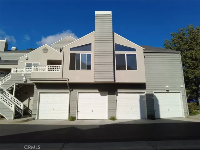 MLS: OC24255606 Condo For Sale