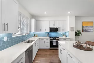 Photo #6: OC24255702 Listing