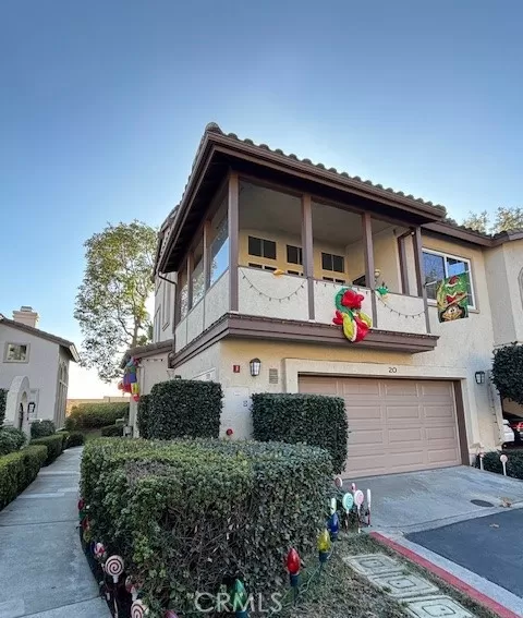 MLS: OC24255869 Condo For Sale