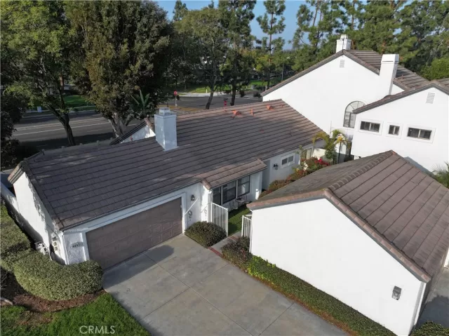 MLS: OC25000268 Condo For Sale