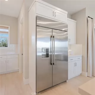 Photo #2: OC25000552 Listing 