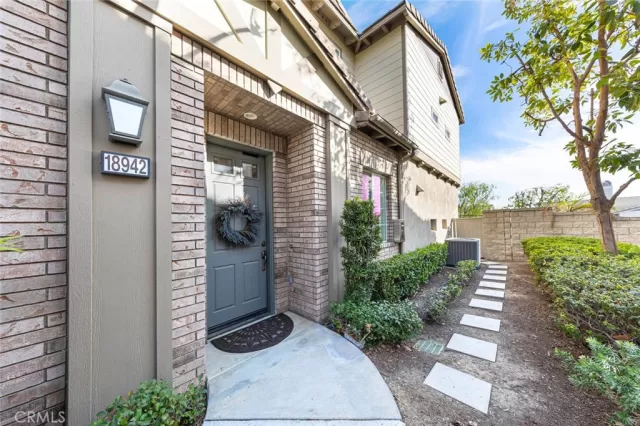 MLS: OC25000913 Condo For Sale