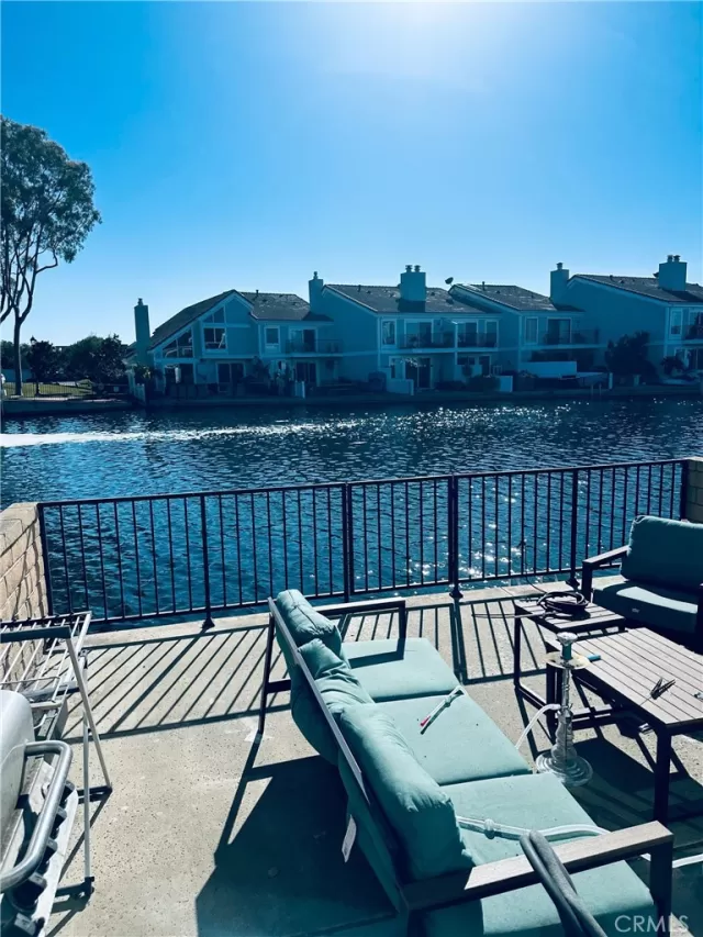 MLS: OC25000958 Condo For Sale