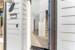 Photo #5: OC25001539 Listing 