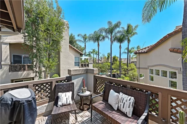 MLS: OC25002074 Condo For Sale