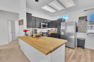 Photo #3: OC25002184 Listing