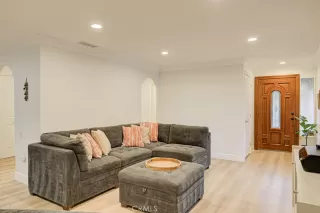 Photo #3: OC25002493 Listing