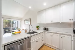 Photo #1: OC25002652 Listing