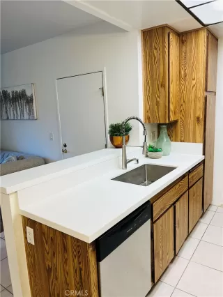 Photo #6: OC25003454 Listing 