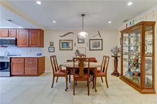 Photo #2: OC25003836 Listing