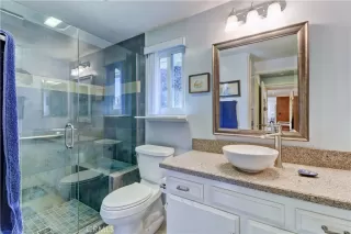 Photo #4: OC25003836 Listing