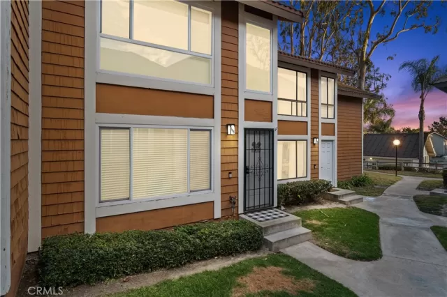 MLS: OC25004616 Condo For Sale